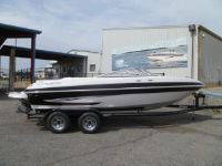 Glastron Gt 225 Closeout