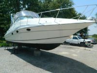 Doral 300 Express Cruiser