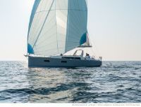 Beneteau Oceanis 38 Cruiser