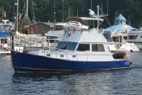 Downeast Boats Northern Bay 36 Flybridge Cruiser