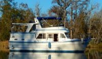 Marine Trader 38 Tradewinds Sundeck
