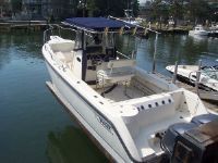 Boston Whaler 26 0Utrage
