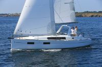 Beneteau Oceanis 35