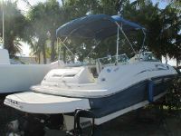 Sea Ray 240  Sundeck