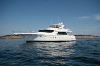 West Bay 68 Pilothouse
