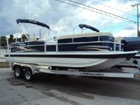 Hurricane Boats 226 Re