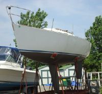 J Boats 33