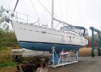 Beneteau 423 Two-Cabin Sloop