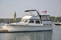 Marine Trader Labelle Sun Deck