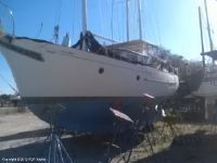 Islander Yachts 40 Ketch Motorsailer