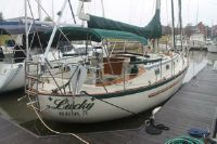 Pacific Seacraft Crealock 37