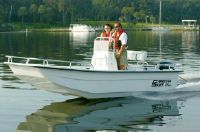 Carolina Skiff 1765 Dlx