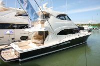 Riviera 61 Enclose Flybridge