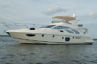 Azimut 62E