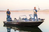 Crestliner 2200 Intruder