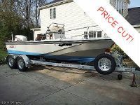 Boston Whaler Outrage 18
