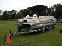 Tahoe 2524 Grand Fisher