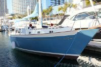 Islander Freeport 36