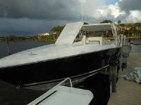 Midnight Express 39 Cuddy