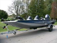Xpress Fishing Boat X19