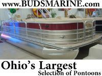 Xcursion X21c Pontoon 115Hp Suzuki 4-Stroke