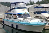 Canoe Cove 41' Flybridge Sedan