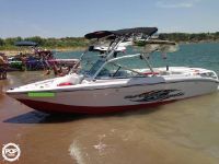 Correct Craft Super Air Nautique 220 Team Edition