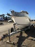 Albemarle 262 Center Console
