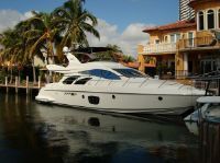 Azimut Flybridge Motoryacht