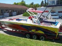 Avanti 33 Center Console