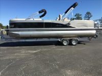 Avalon Catalina Series Rear Lounger 25'