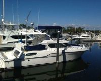 Wellcraft Cockpit Motoryacht