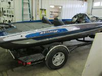 Stratos Bass Boat 189 Vlo
