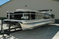 Avalon 27&#39; Catalina Entertainer