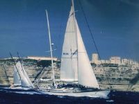 Nautor Swan 76