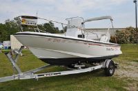 Boston Whaler Outrage 17'