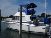 Bertram 33 Fly Bridge Cruiser