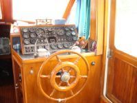 Offshore Sundeck Cockpit Trawler