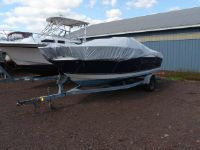 Bayliner Discovery 192 Cuddy Cabin