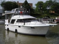 Carver 4207 Motor Yacht