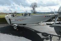 Smoker Craft 16' Lodge Tiller