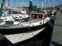 Holland Boat Company Dartsailer 38