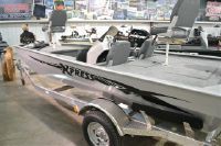 Xpress Bass - Striker Series Striker 17