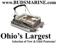 Apex Gillgetter Pontoons 713 Family Cruise