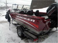 Tracker Targa V-18