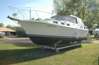 Carver 2807 Aft Cabin