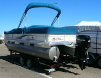 Tracker Fishin Pontoon