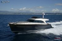 Austin Parker 64 Flybridge