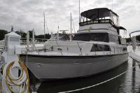 Marinette 37 Double Cabin Fly-Bridge