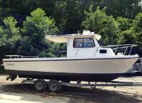 Privateer 25 Pilothouse